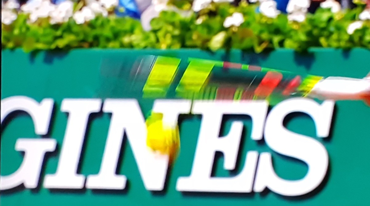 fragment reklamy Longines