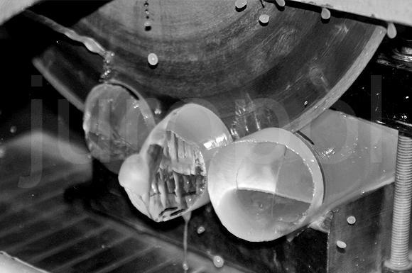 Producent syntetycznego szafiru - firma JuroPol