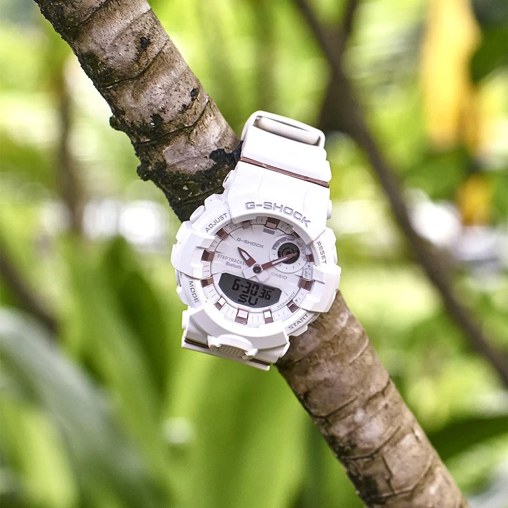 Casio G-SHOCK BLUETOOTH STEPTRACKER S-Series GMA-B800-7AER - obrazek 2