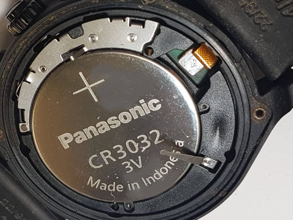 bateria Pansasonic CR3032 w zegarku Alipna, model Alpinex