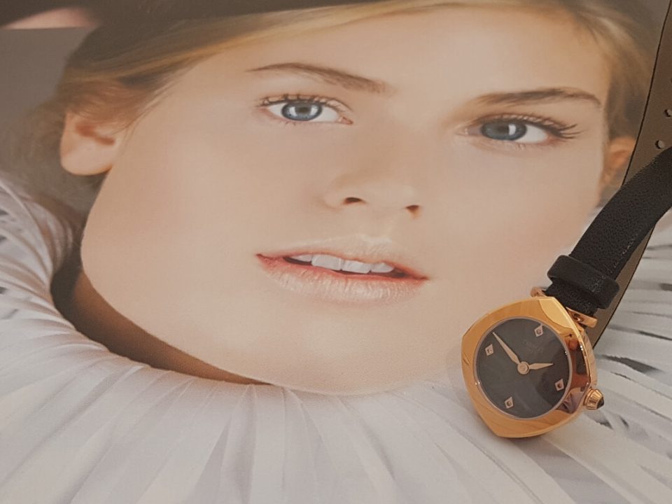 Jaki wybrać zegarek na prezent dla kobiety?