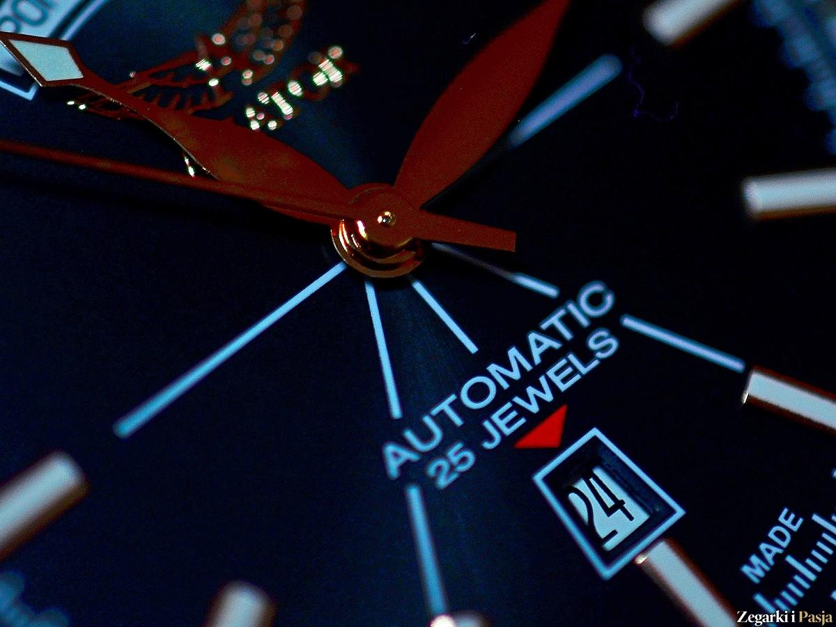 AVIATOR Swiss Made model Douglas Day Date – lotnik do garnituru