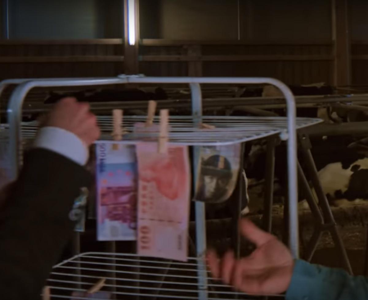 Reklama zegarków firmy H.Moser&Cie